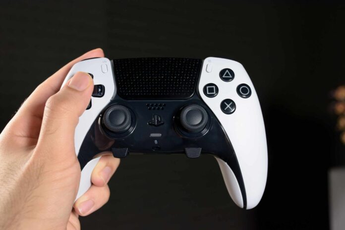 Die PlayStation 5 sticht die Xbox Series X|S aus.
