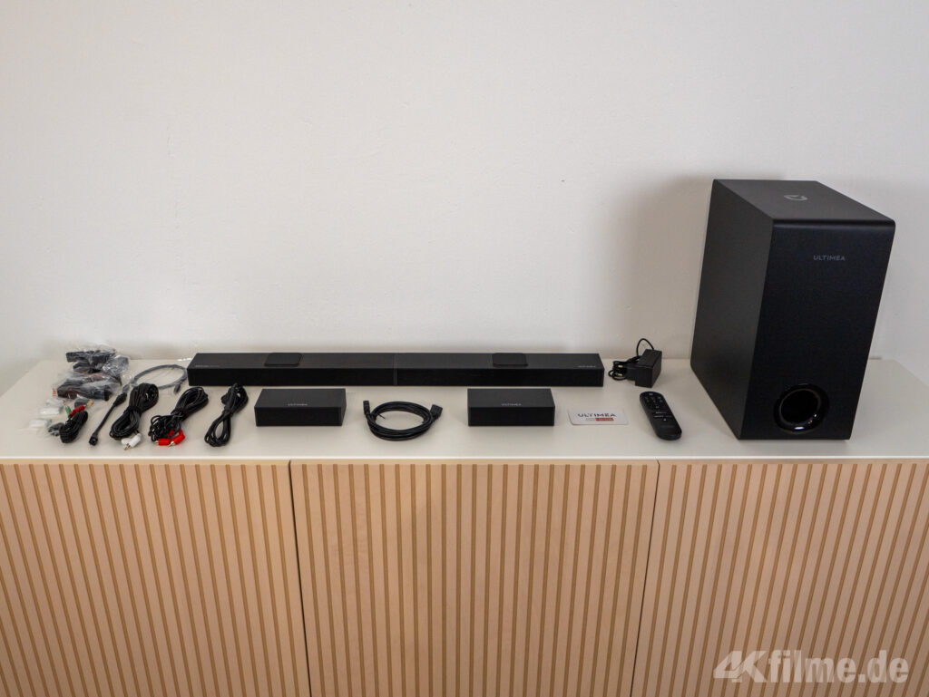 Der komplette Lieferumfang der Ultimea Nova S80 Dolby Atmos Soundbar