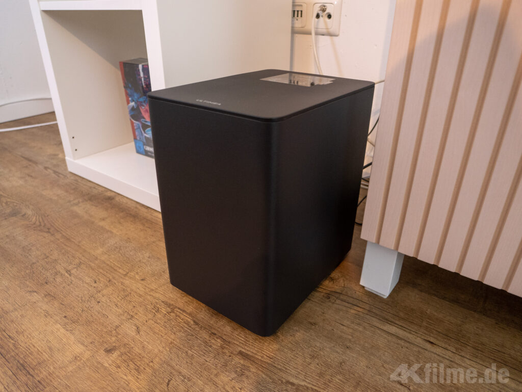 Der Subwoofer der Ultimea Poseidion D80 Soundbar