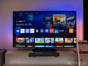 Fontabbildung des Philips PUS9000 The One 4K Ambilight TV mit Titan OS