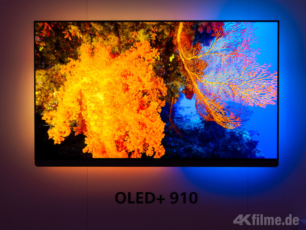 Der OLED910+ 4K OLED TV mit vierseitigem Ambilight von Philips